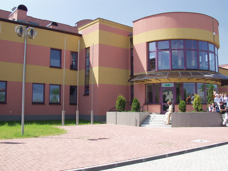 Hala_sportowa_w_Suszcu.jpg (125.92 Kb)